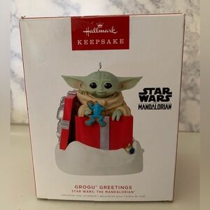 Hallmark Keepsake Christmas Ornament, Star Wars: The Mandalorian Grogu baby yoda